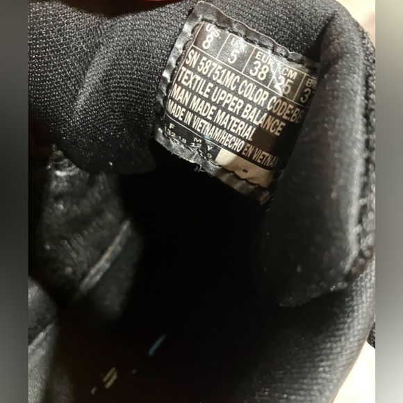 Skechers Women's Black Sneaker Size 8 Shoes - Picture 7 of 7